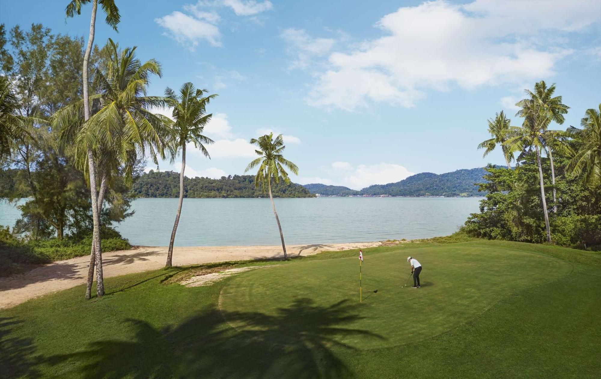 Doubletree By Hilton Damai Laut Ξενοδοχείο Lumut Εξωτερικό φωτογραφία